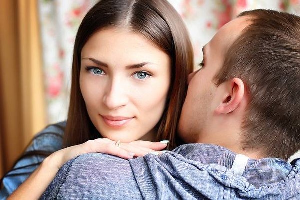 Découvrez la compatibilité amoureuse avec le tirage tarot couple