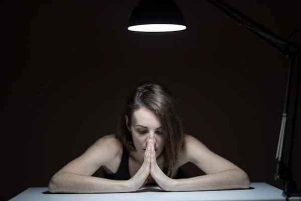 Découverte de Soi : Comment le Mat du Tarot Psychologique Peut Transformer Votre Vie
